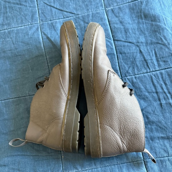 Dr. Martens Cabrillo Men's Chukka Boots Size 10 Gray Leather Shoes - Picture 4 of 10